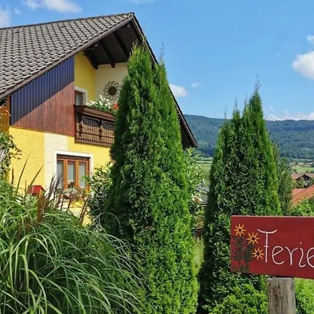 Komfortable Ferienwohnung Mit Garten Und Grill